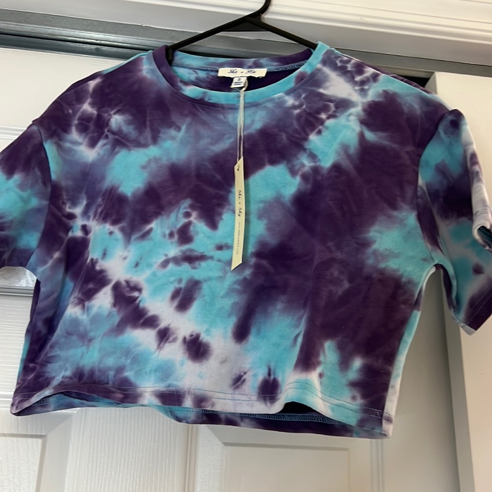 Small tie dye t shirt brand new with tags